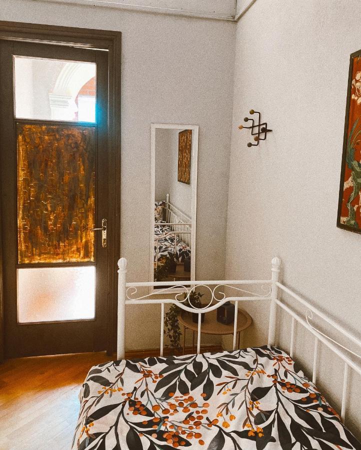 Corner Guest House Tbilisi Zewnętrze zdjęcie