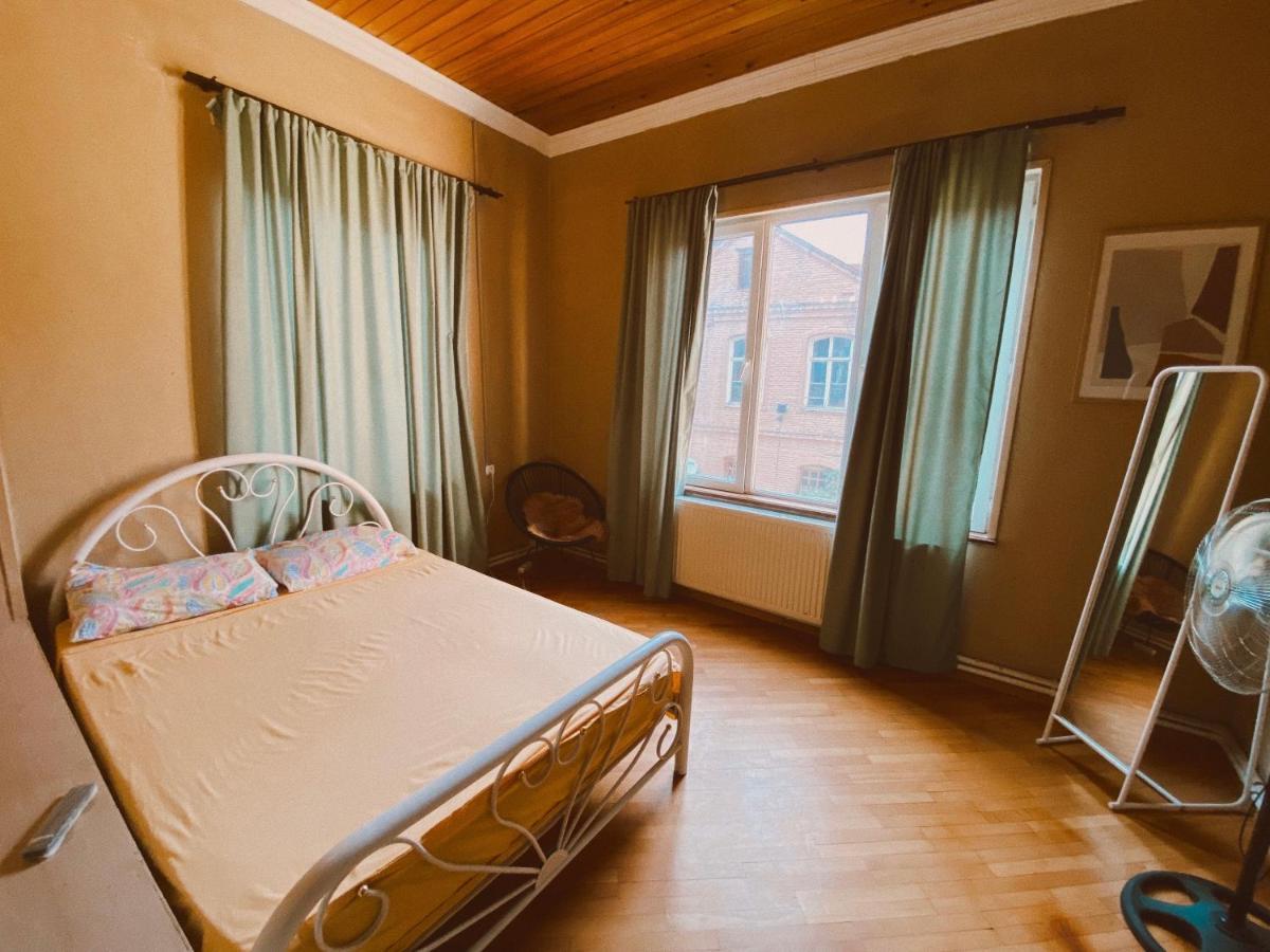 Corner Guest House Tbilisi Zewnętrze zdjęcie